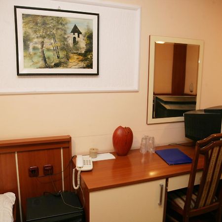 Motel Nana Banyaluka Dış mekan fotoğraf