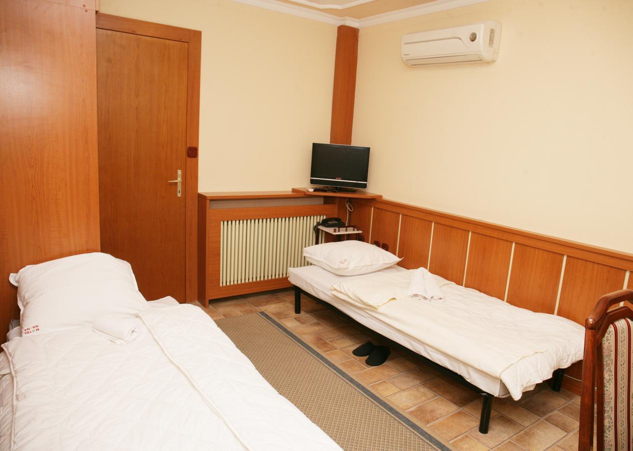 Motel Nana Banyaluka Dış mekan fotoğraf