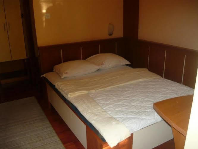 Motel Nana Banyaluka Dış mekan fotoğraf
